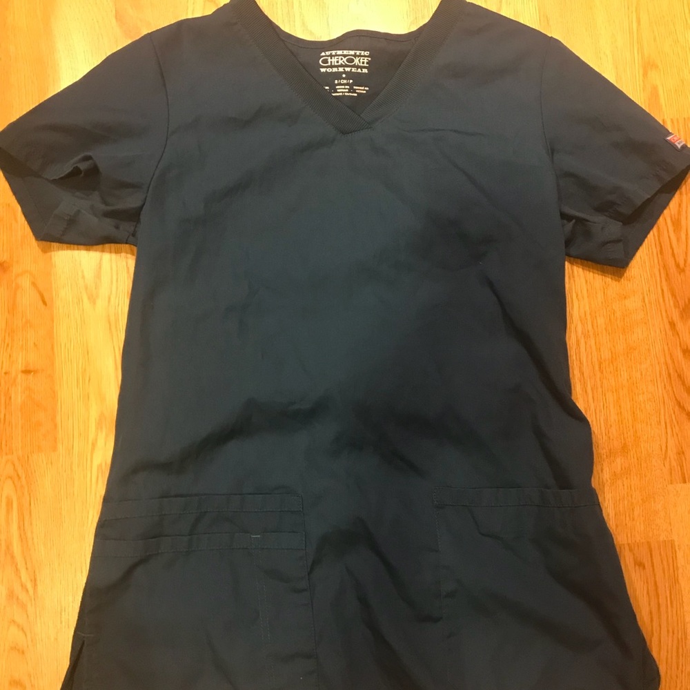 Cherokee Athletic scrub top